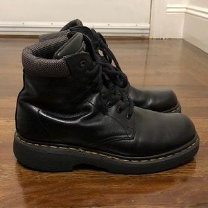 Dr. Martens classic black leather boots size 8